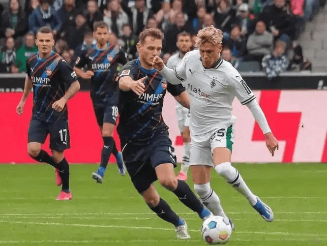 国际比赛日体能课后，门兴格拉德巴赫复出首秀备战西甲，球迷炸锅，细节决定成败的简单介绍开云棋牌